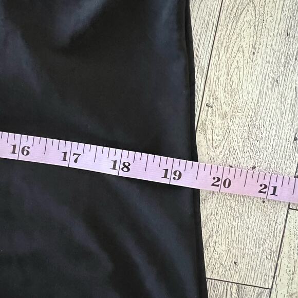 Calvin Klein Black Sleeveless Shift Dress Women’s Size 8 Stretch Slimming LBD - Picture 9 of 12